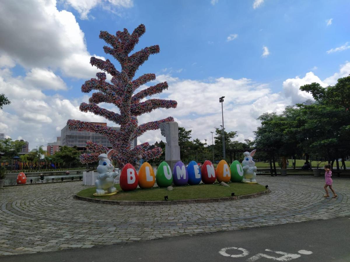 Privado Com - Oktoberfest 10min *