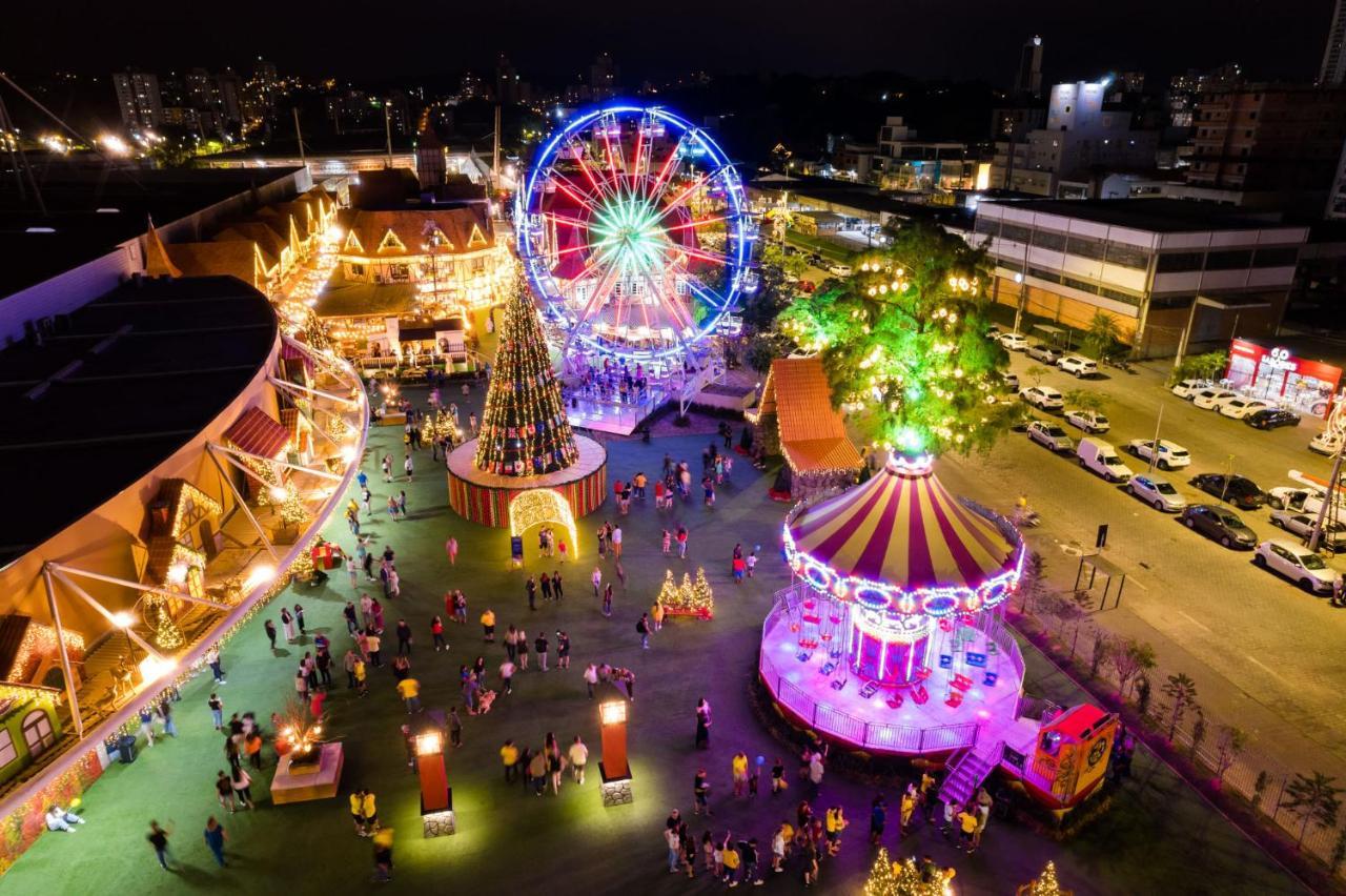 Privado Com - Oktoberfest 10min 民宿 Blumenau